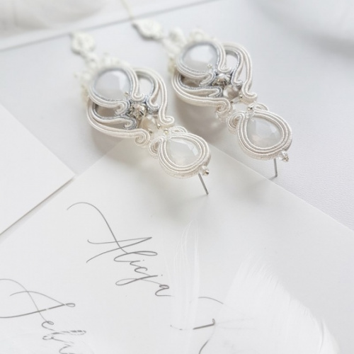 kolczyki_lubne_boho_chic_sutasz_z_listkiem_srebrne_ivory__3
